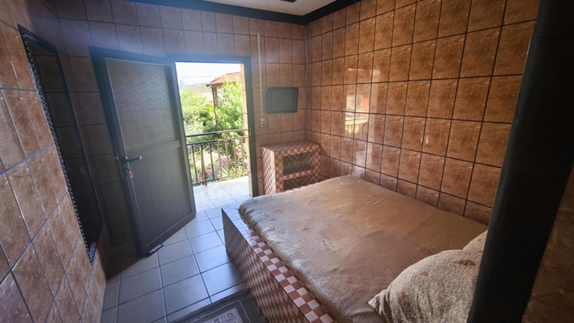 Hotel Restaurant Le Miamiam Glouglou Ambositra Exterior photo